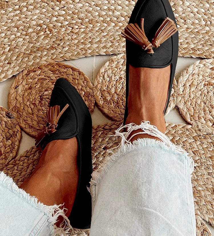 MODERN FRINGE LOAFER