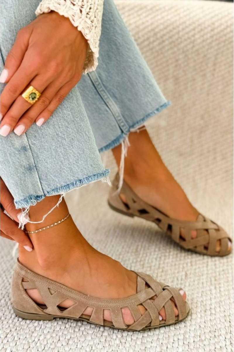 BRAIDED SUMMER SANDALS