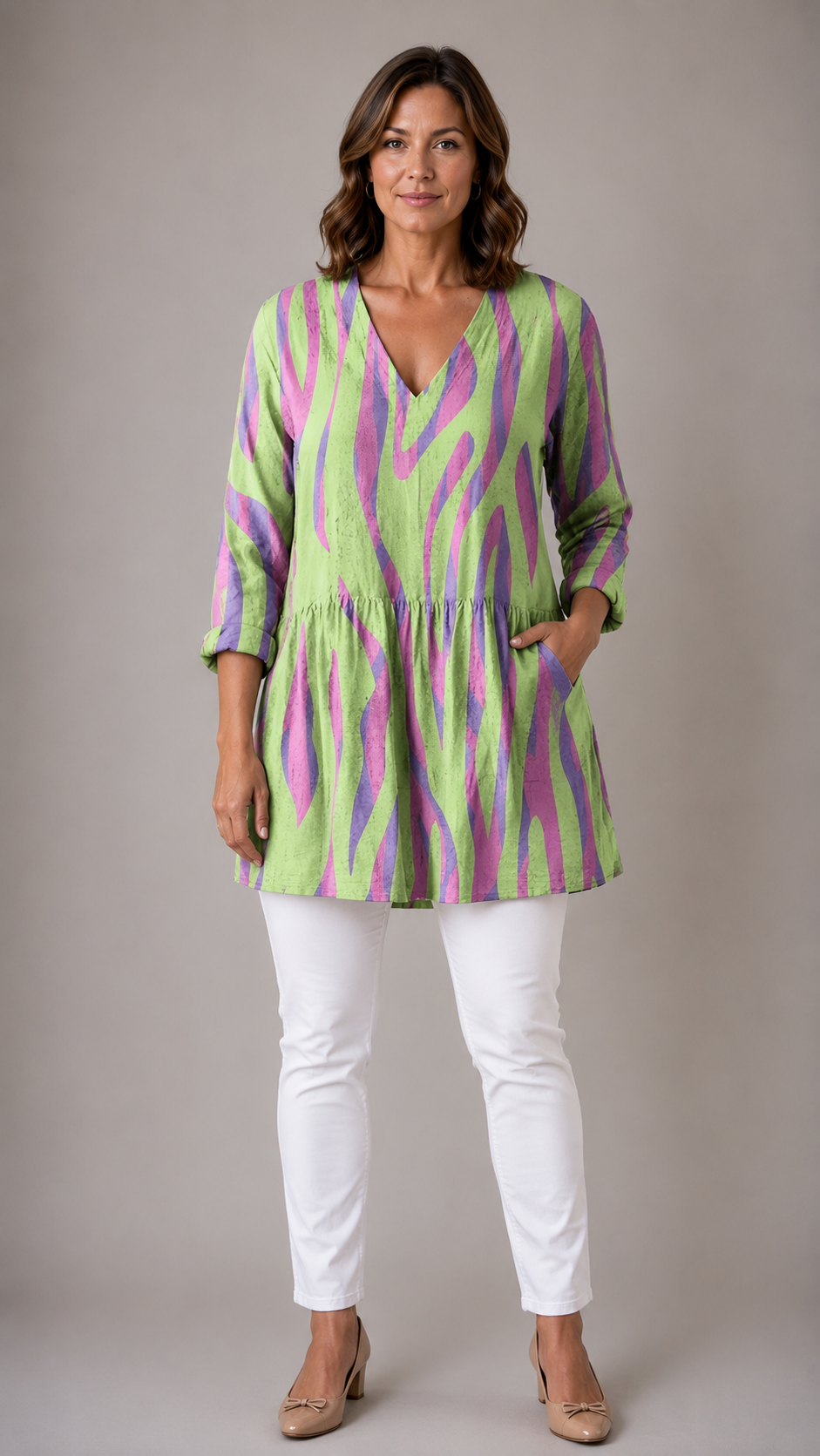 GREEN LONG BLOUSE WITH V-NECK 4