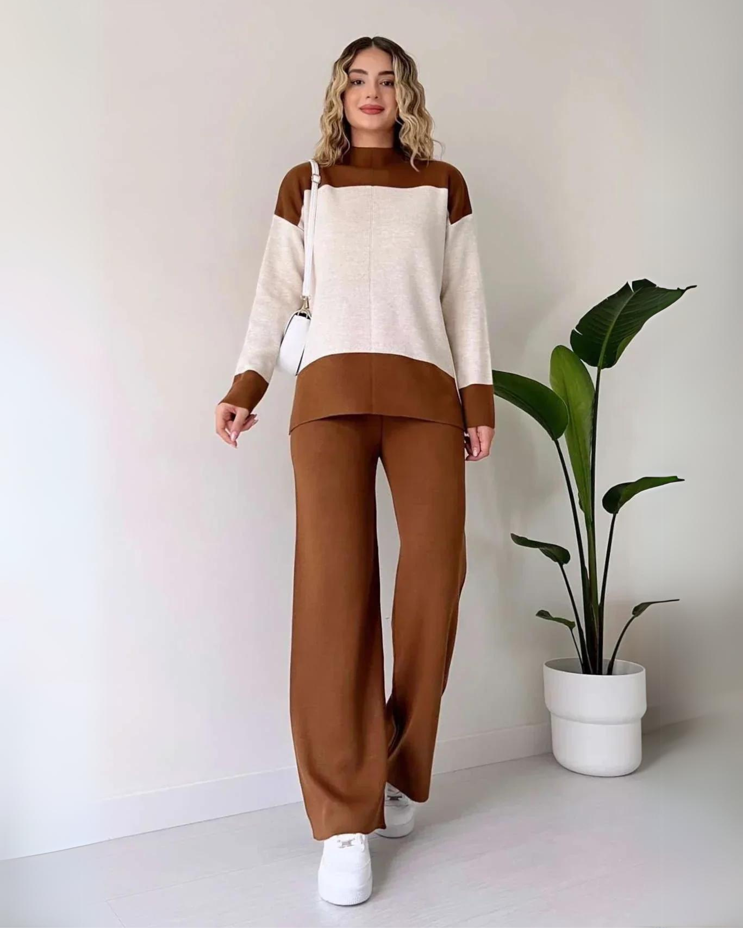 VERSATILE COMFORT TWO-PIECE SET