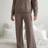 KNITTED LOUNGE SET WITH WIDE-LEG PANTS