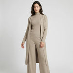 Conjunto de Malha com Cardigan Comprido para Conforto Elegante