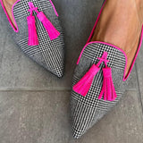 CHIC POINTED-TOE LOAFERS