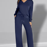 COMFORTABLE TWO-PIECE SET