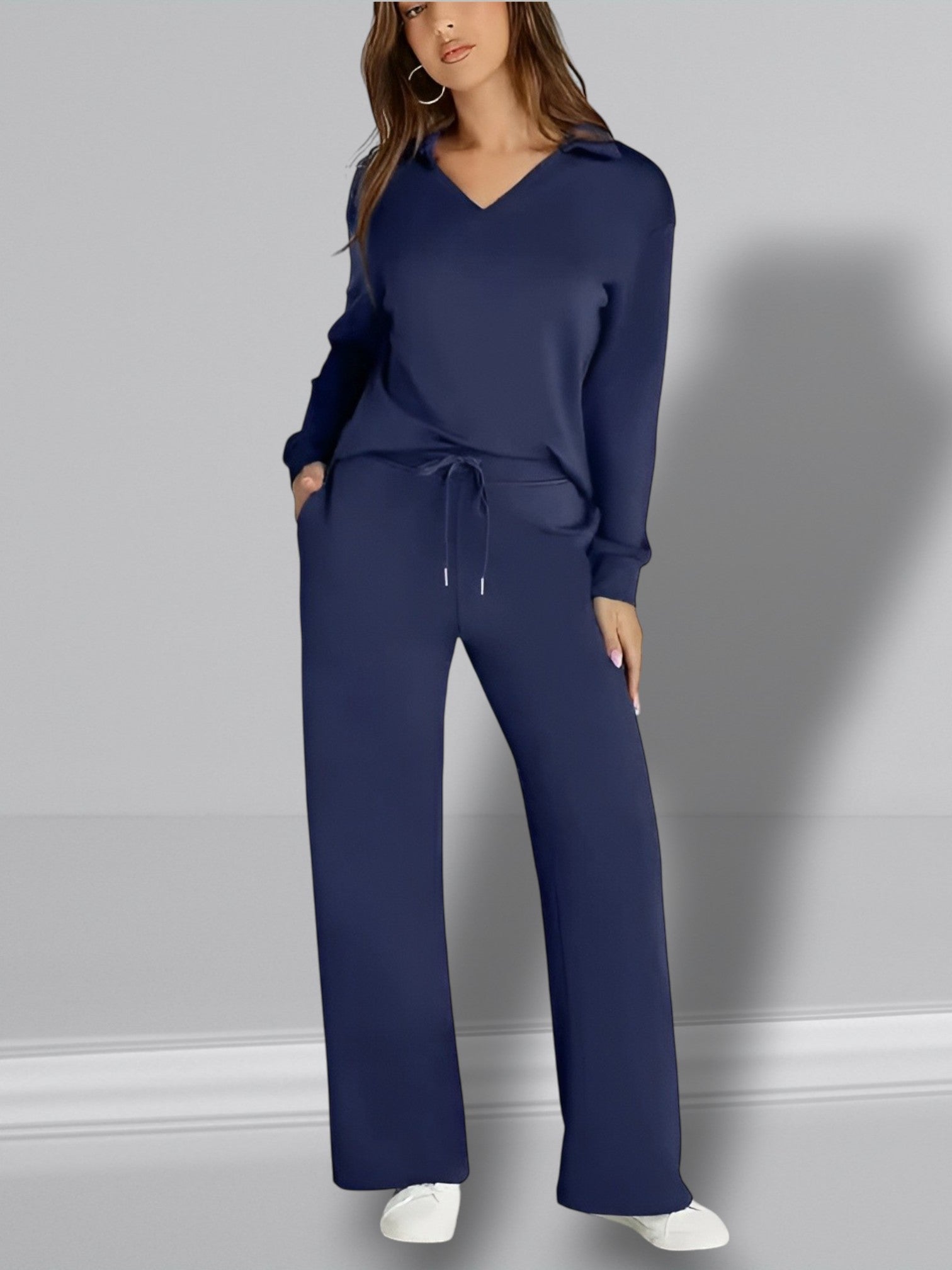 COMFORTABLE TWO-PIECE SET