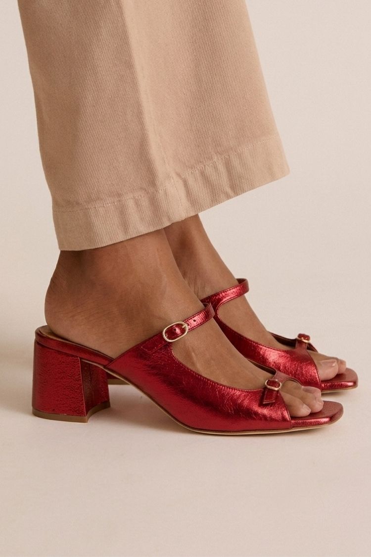 RIVIERA ELEGANT SANDALS