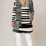 BLACK & WHITE LONG BLOUSE WITH V-NECK