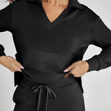COMFORTABLE TWO-PIECE SET