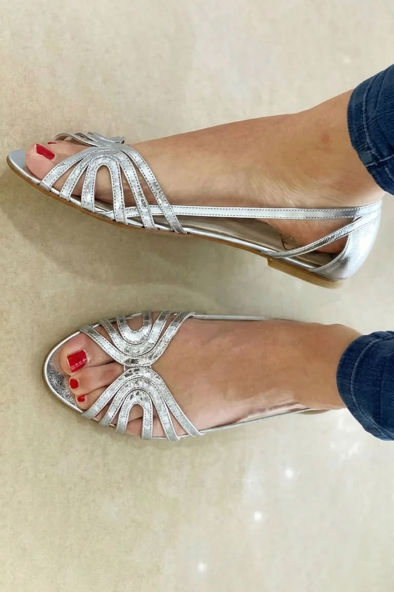 GOLDEN SUMMER SANDALS