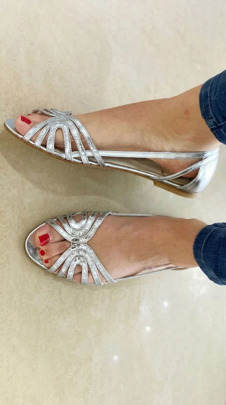 GOLDEN SUMMER SANDALS