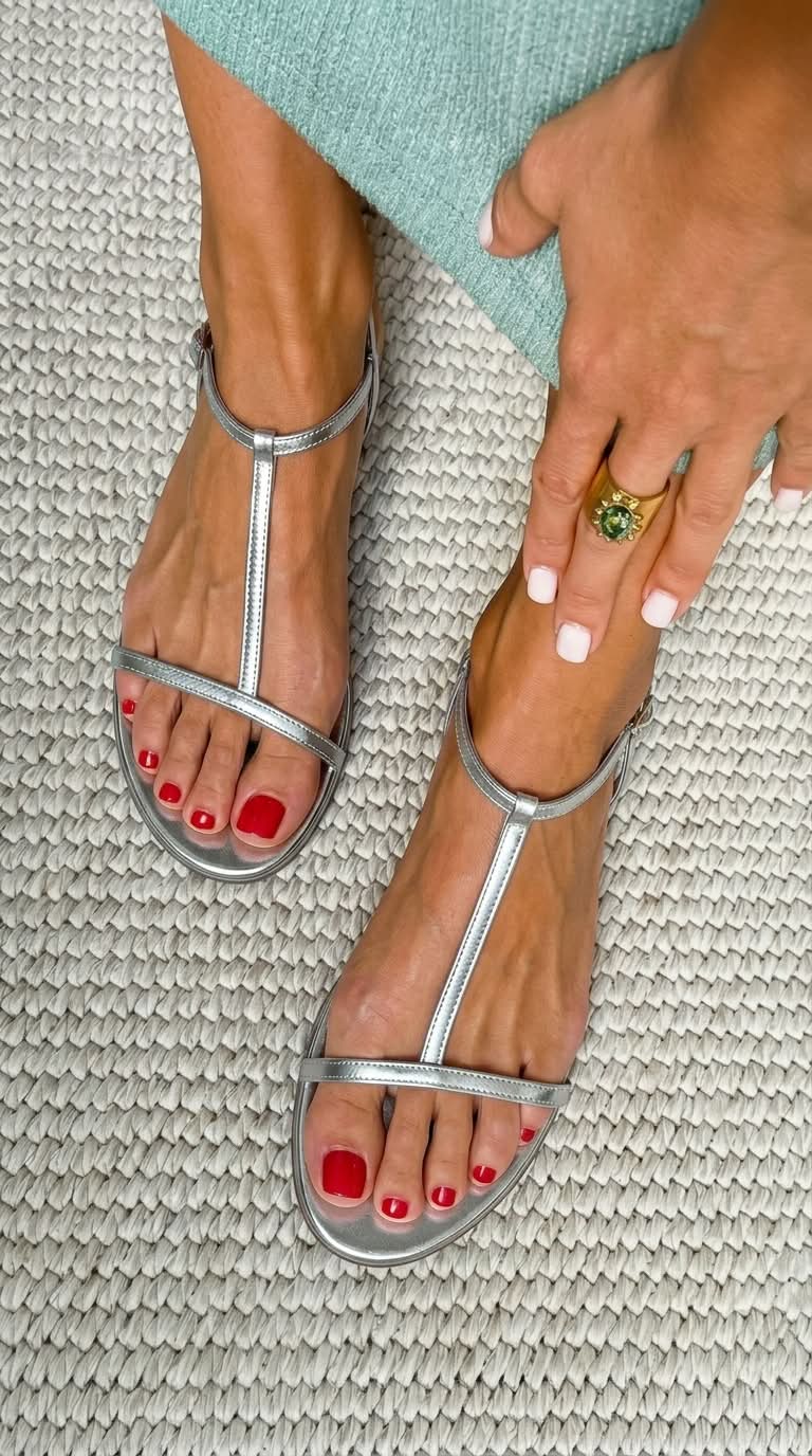 GOLDEN SPRING SANDALS