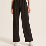 ELEGANT WIDE-LEG TROUSERS