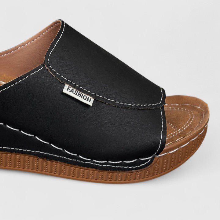 ORTHOPEDIC SANDALS 22