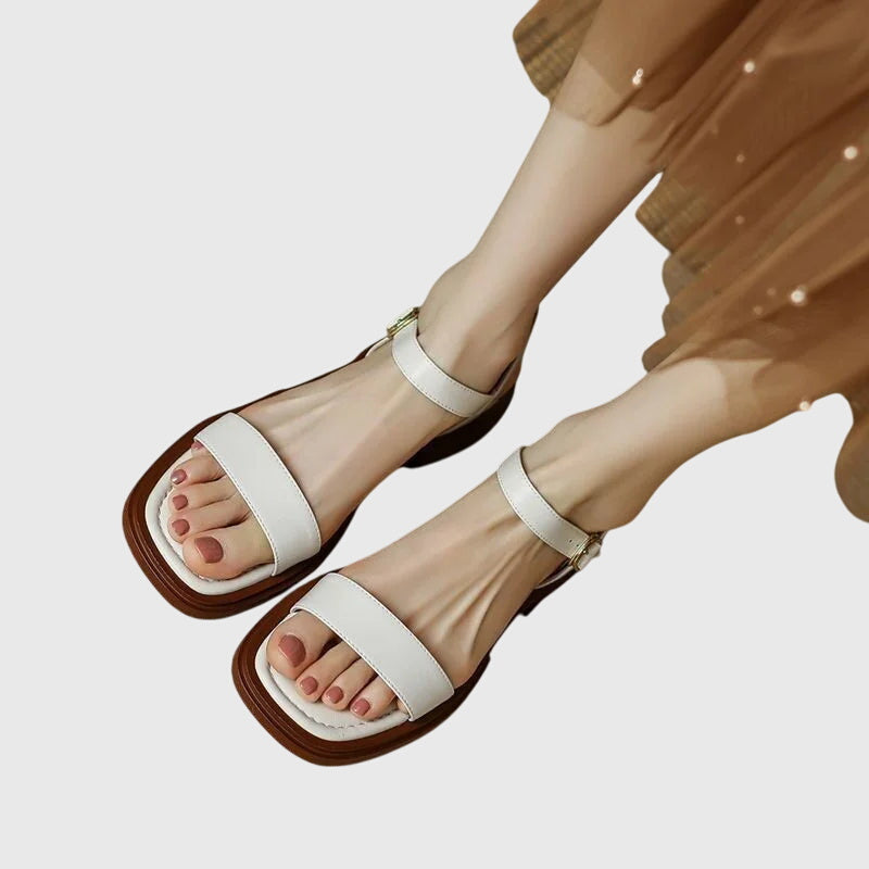 LEATHER ORTHOPEDIC SANDALS
