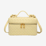 STRUCTURED WOVEN BAG WITH GLOSS FINISH
