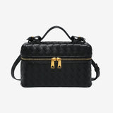 STRUCTURED WOVEN BAG WITH GLOSS FINISH
