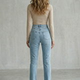 Avelisse – Cross waist detail – Straight leg jeans