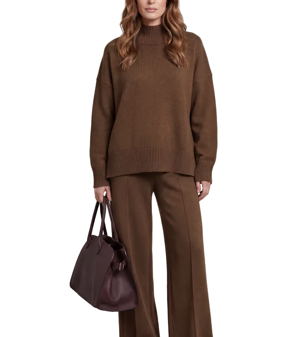 Casavella – Folded collar charm – Knit lounge set