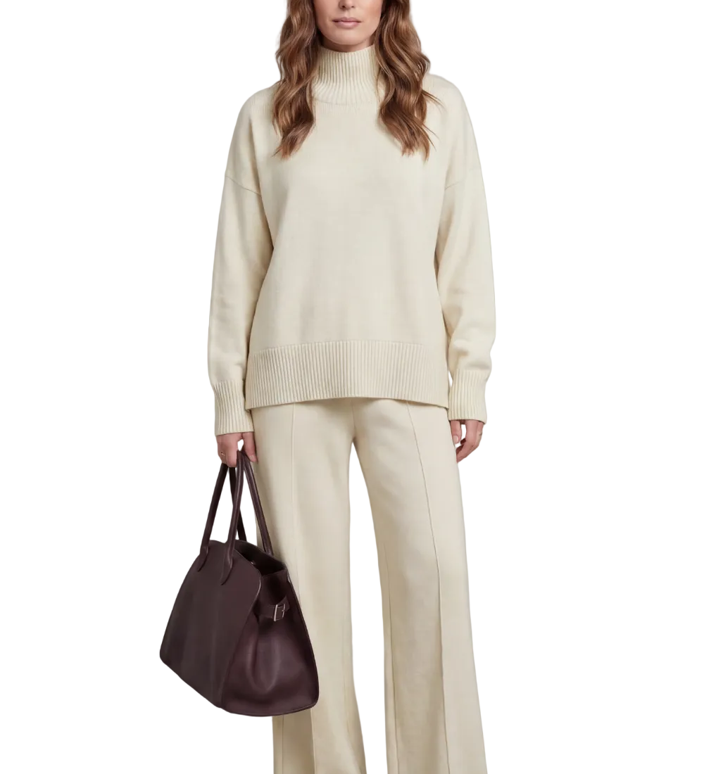 Casavella – Folded collar charm – Knit lounge set