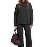 Casavella – Folded collar charm – Knit lounge set