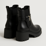 ELEGANT BLACK LEATHER BOOTS