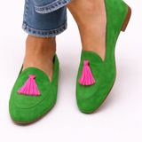 COMFORTABLE AND VIBRANT LOAFER