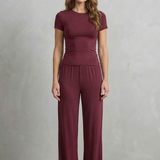 Élan – Sleek Simplicity – Pure Color Wide-Leg Pants Suit
