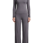 Élan – Sleek Simplicity – Pure Color Wide-Leg Pants Suit