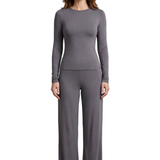 Élan – Sleek Simplicity – Pure Color Wide-Leg Pants Suit