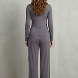 Élan – Sleek Simplicity – Pure Color Wide-Leg Pants Suit