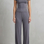 Élan – Sleek Simplicity – Pure Color Wide-Leg Pants Suit