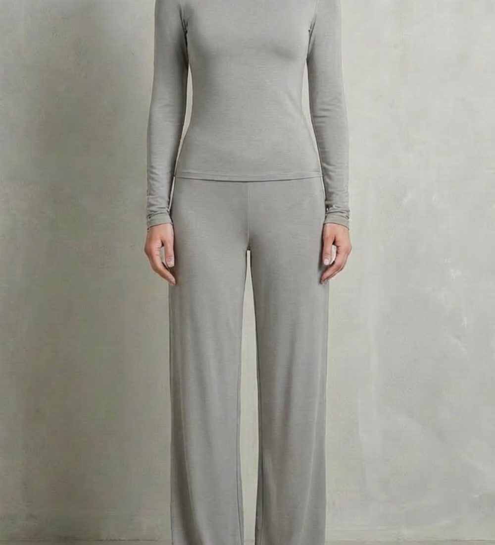 Élan – Sleek Simplicity – Pure Color Wide-Leg Pants Suit