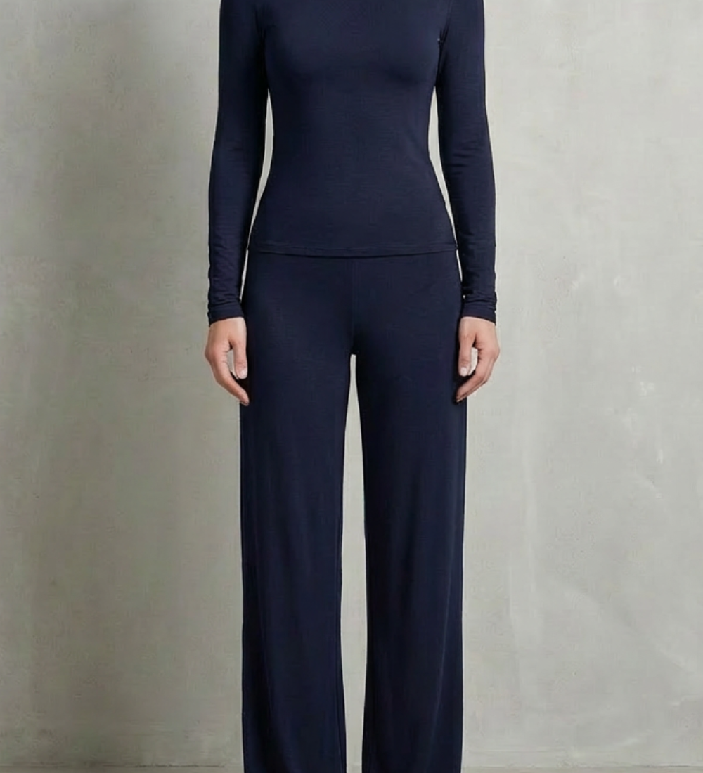 Élan – Sleek Simplicity – Pure Color Wide-Leg Pants Suit
