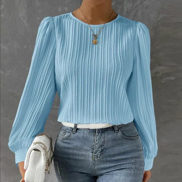 STYLISH AND MULTIFUNCTIONAL BLOUSE