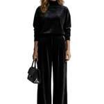 Élianne – Luxe Velour Elegance – Two-Piece Lounge Set