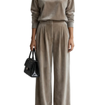 Élianne – Luxe Velour Elegance – Two-Piece Lounge Set