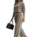 Élianne – Luxe Velour Elegance – Two-Piece Lounge Set