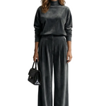 Élianne – Luxe Velour Elegance – Two-Piece Lounge Set