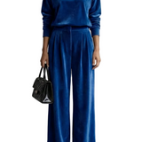 Élianne – Luxe Velour Elegance – Two-Piece Lounge Set