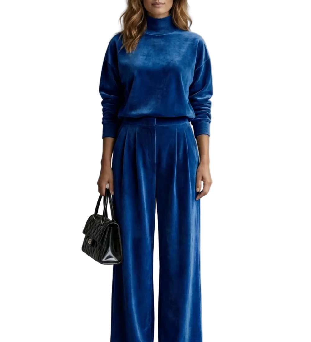Élianne – Luxe Velour Elegance – Two-Piece Lounge Set