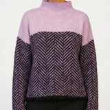 Julie - Structured Comfort for Cold Days