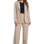 Ishie – Stripe detail – Sporty elegance set