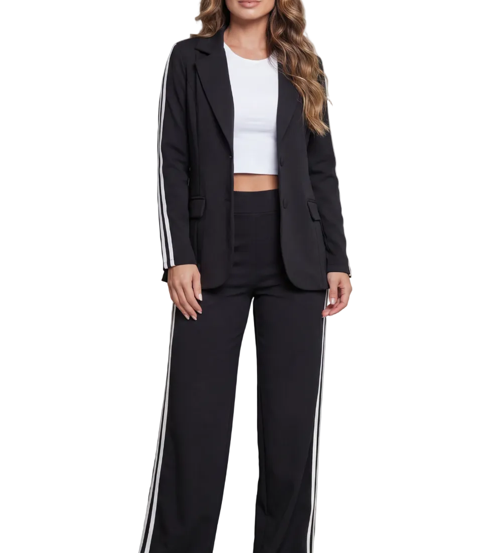 Ishie – Stripe detail – Sporty elegance set