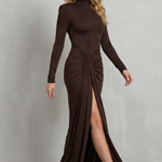 Noctavelle – Sculpted knot detail – High slit maxi dress
