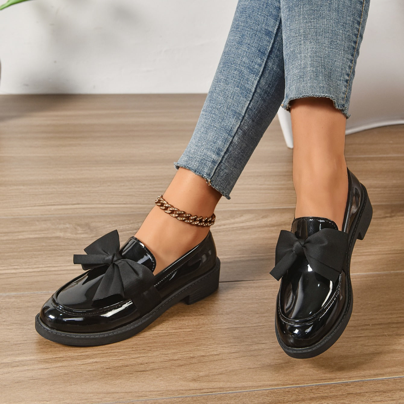 Ayora Shoes