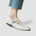 LOW-HEEL MARY JANE SHOES