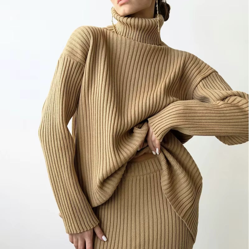 EFFORTLESS ELEGANT TWO-PIECE SET
