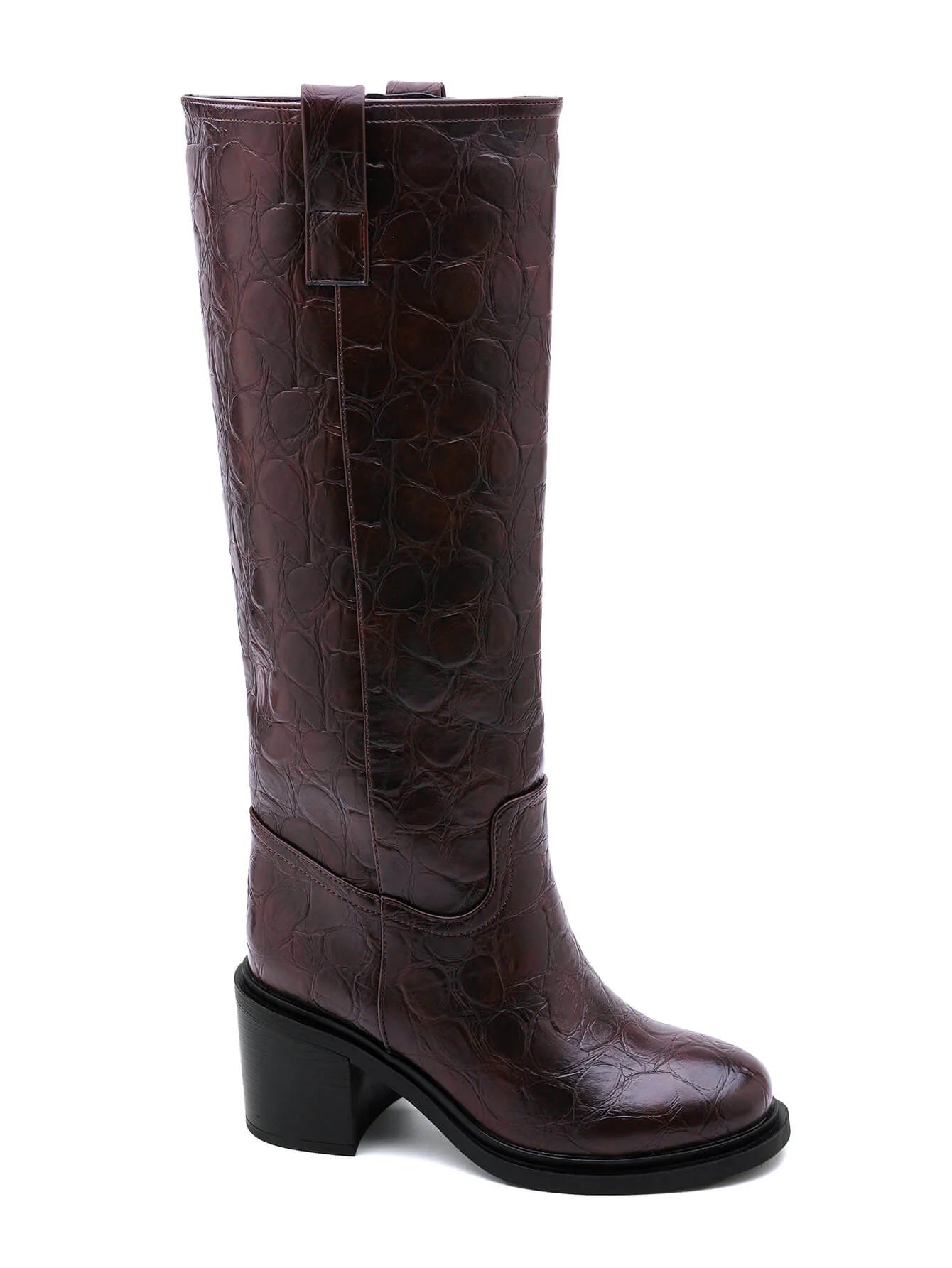 HIGH BLACK BOOTS