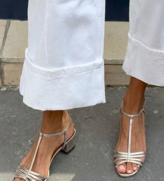 GOLDEN EVERYDAY ELEGANCE SANDALS