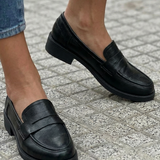 TIMELESS ELEGANCE SHOES